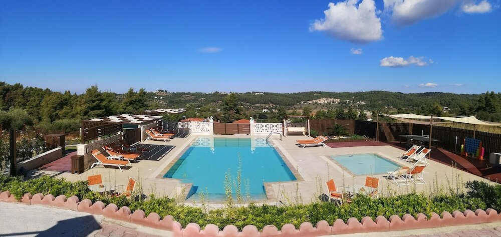 Фото Aracelia Villas with private pools