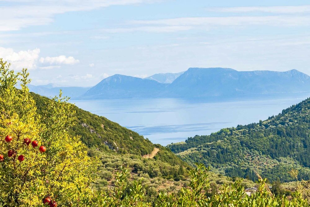 Фото Villa Orfeas- Mounty Island Villas