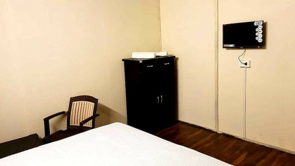 Фото Swachh Room