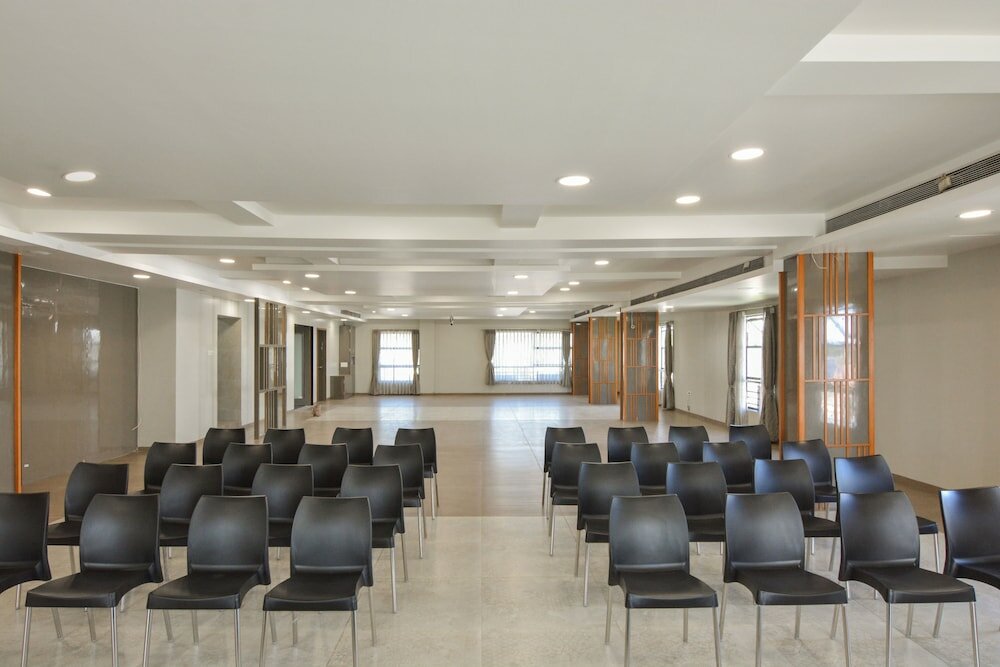 Фото Oyo Flagship 19307 Hotel Season Choice