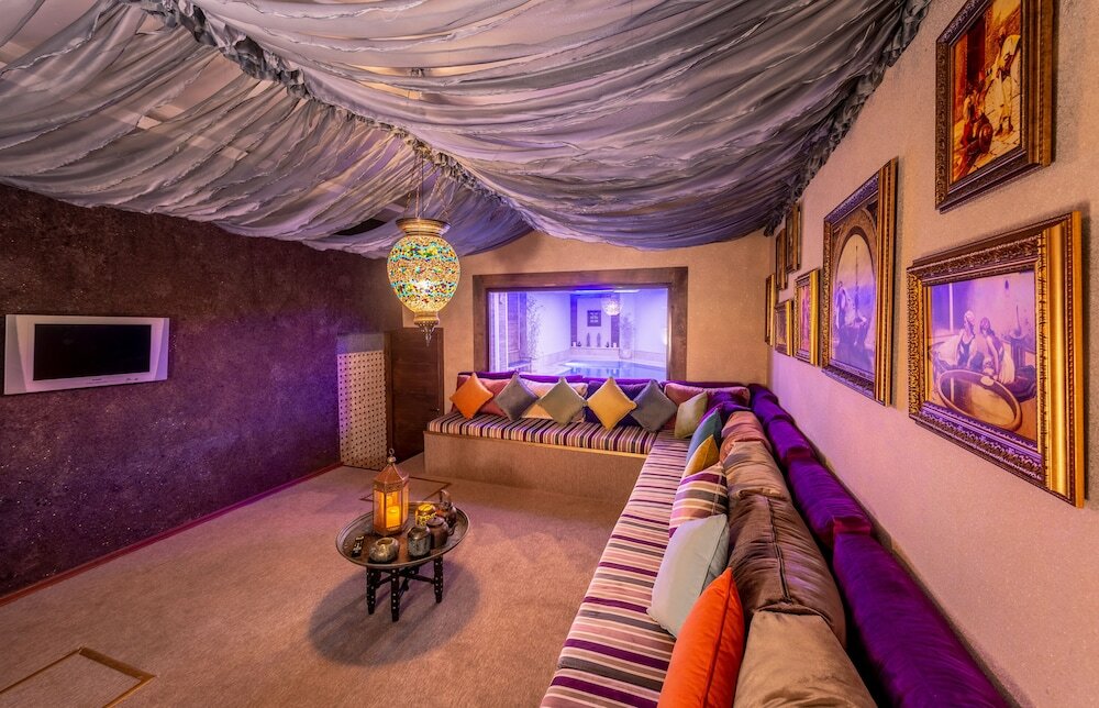 Фото Vuni Palace Hotel