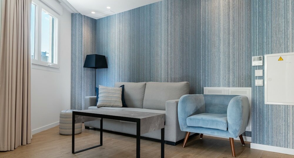 Фото Ahoy Apartments