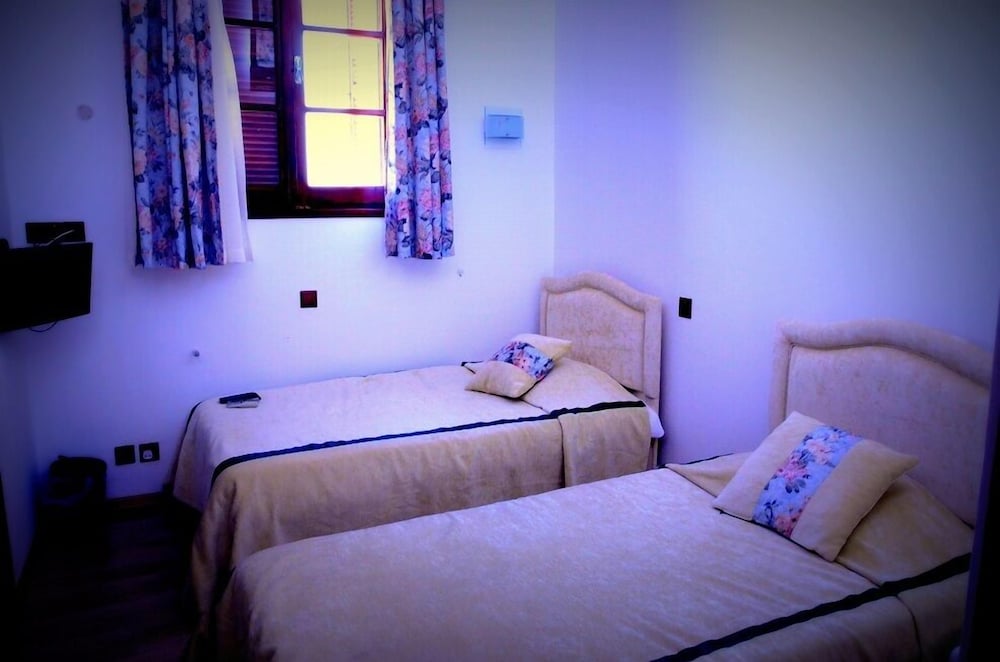 Фото Breeze Flora Hotel