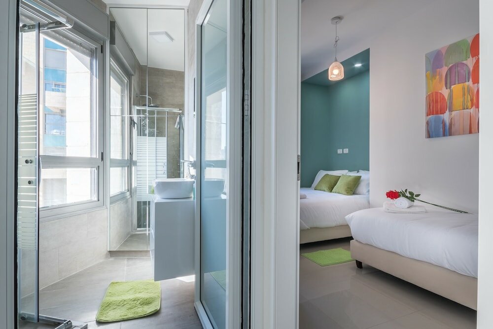 Фото Full Option 7People Terrace-Lift-Parking