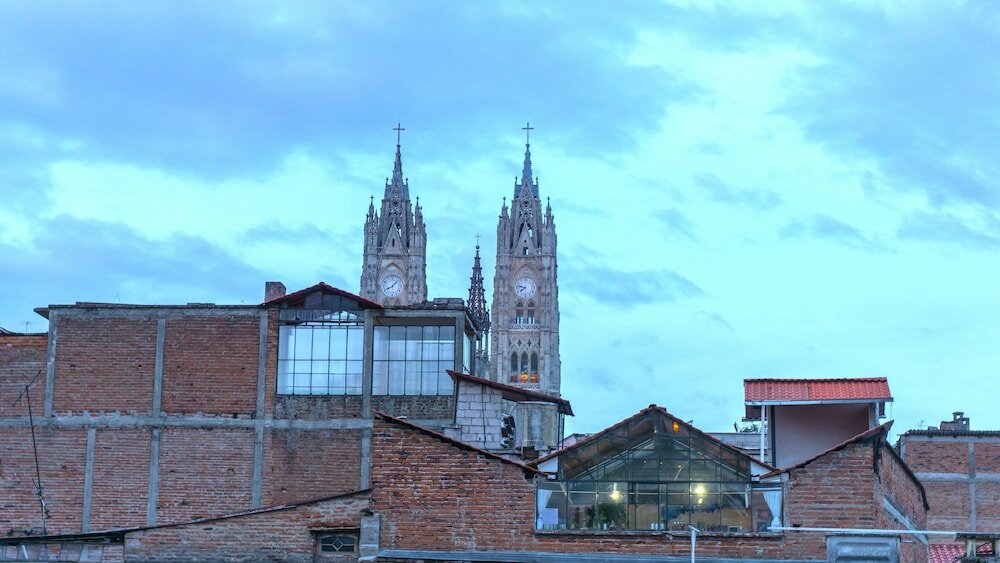Фото Hotel La Basílica Quito