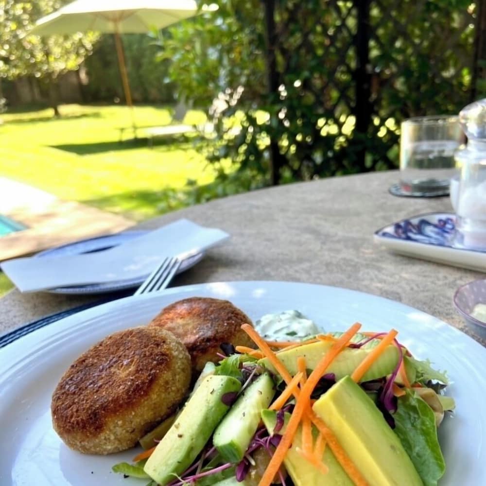 Фото Oxford Healthcare Retreat