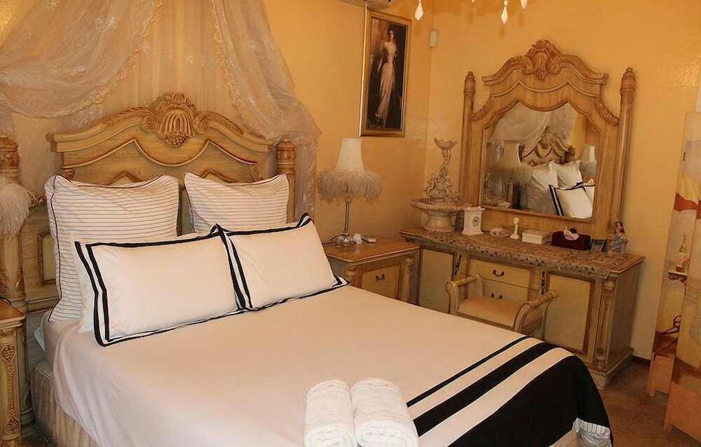 Фото Nmb Guest House