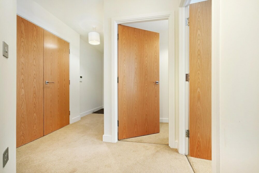 Фото Alder House Serviced Apartment by Ferndale