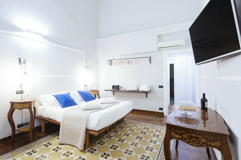 Фото Palazzo del Duca Luxury Guest House