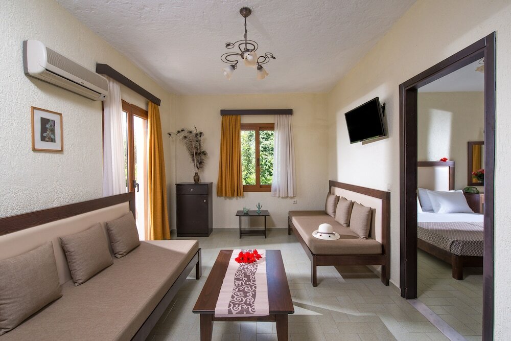 Фото South Coast Hotel