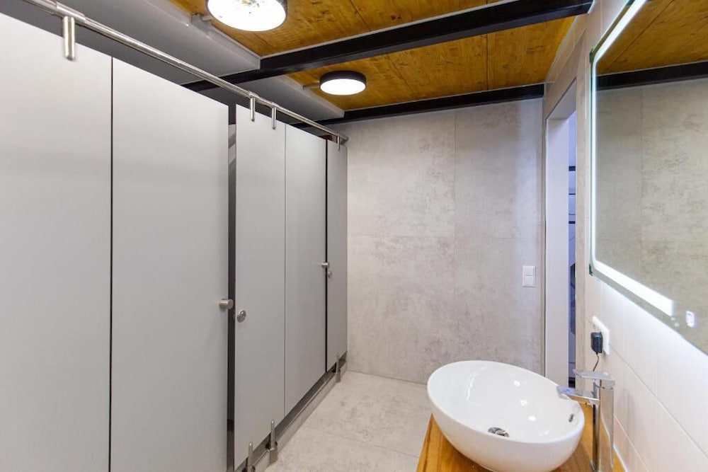 Фото Area24I7 Europaplatz Apartment