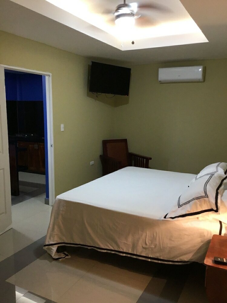 Фото Black Pearl Inn