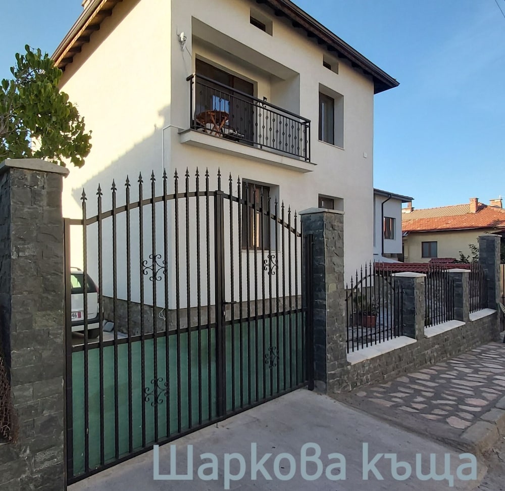 Фото Sharkova House Bansko