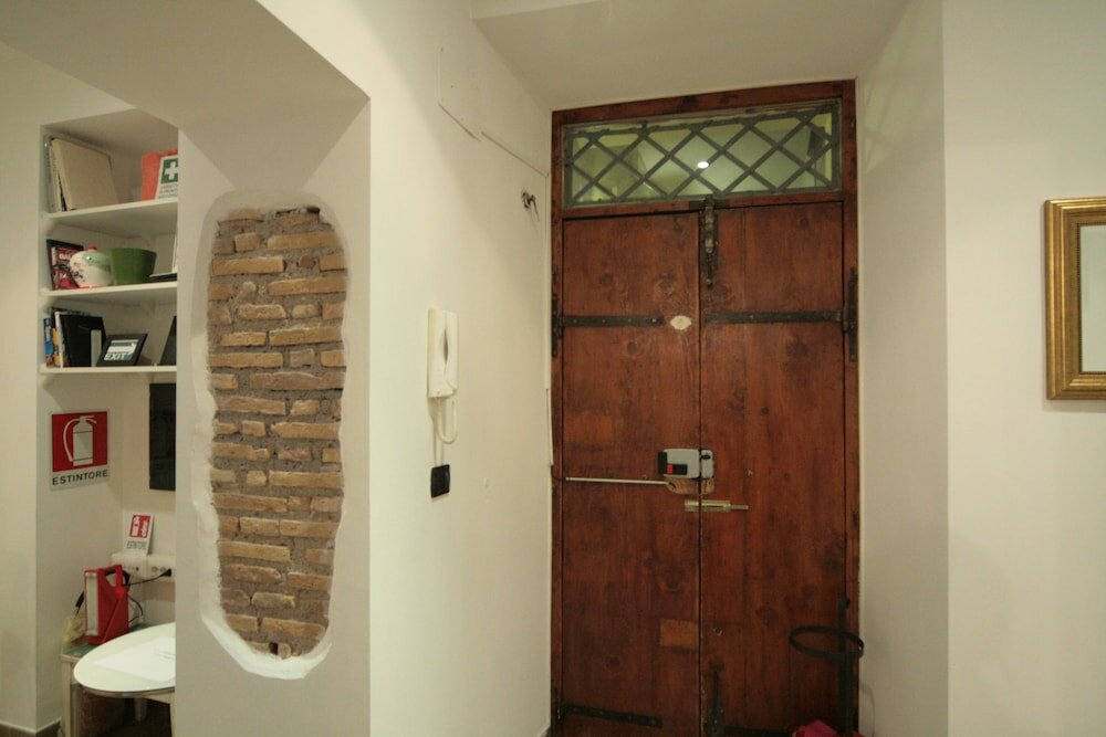 Фото House Monti 1875