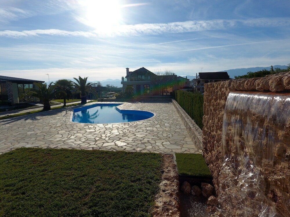 Фото Vintage Suites Trikala