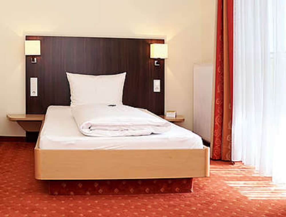 Фото Hotel Reich an der Rems