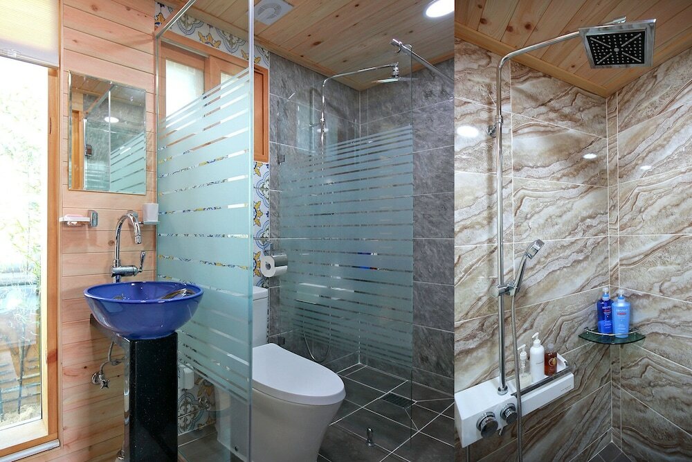 Фото Wiyeonjae Hanok Stay