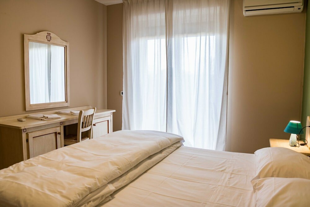 Фото Residence Santa Costanza