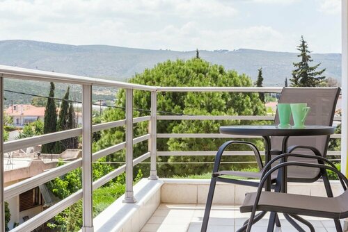 Гостиница Bright & Spacious two-floor Family Garden Home