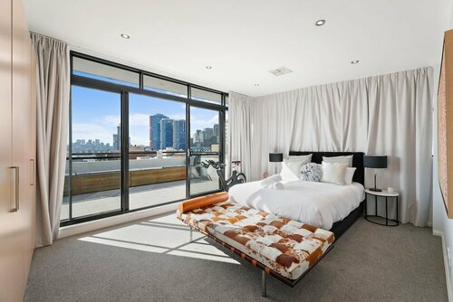 Гостиница Darling Harbour Penthouse Views & Hot Tub в Сиднее