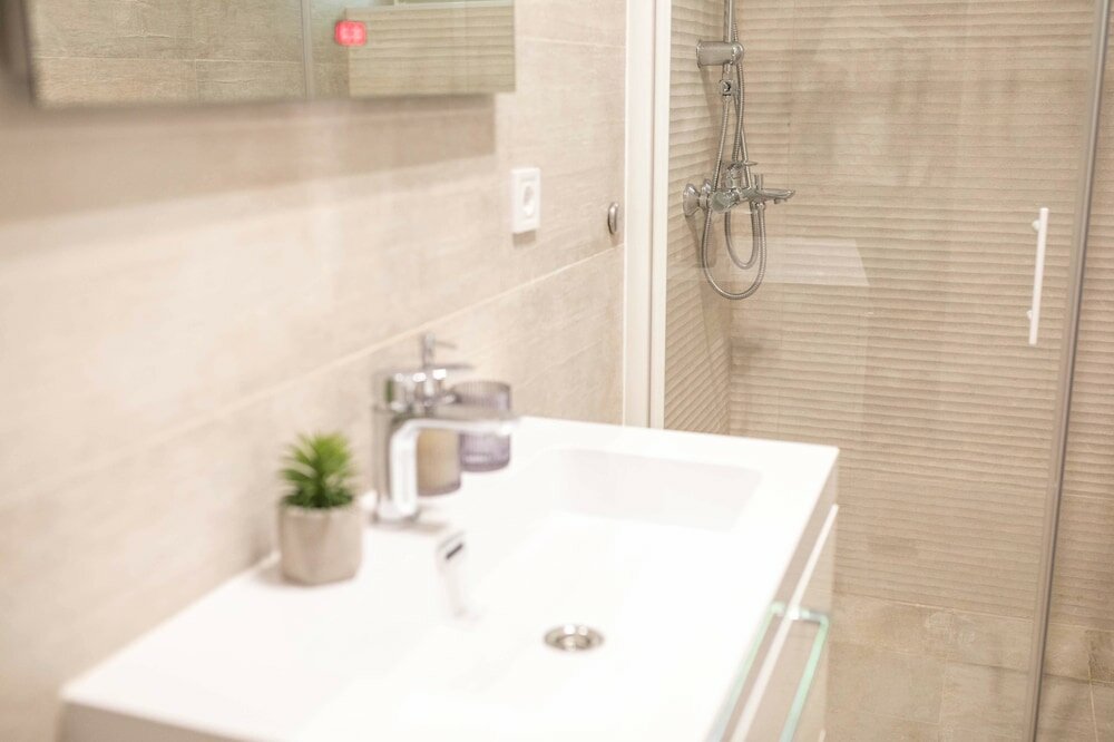 Фото Luxury Rooms With Balcony