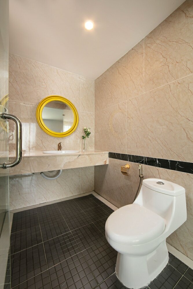 Фото Azalea Parkview Hotel