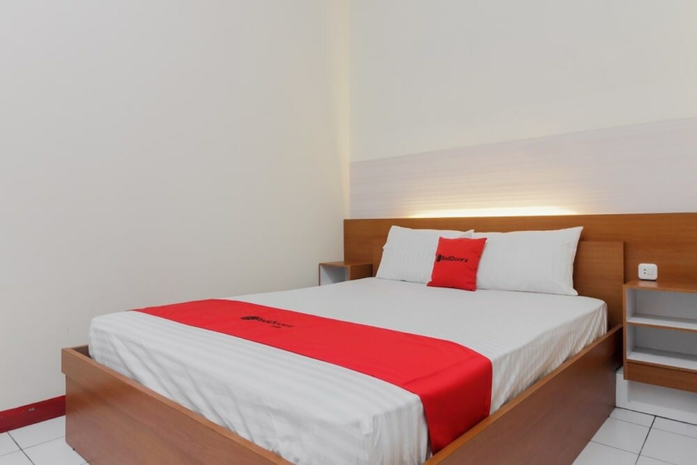 Фото KoolKost Syariah near Ayani Mega Mall Pontianak