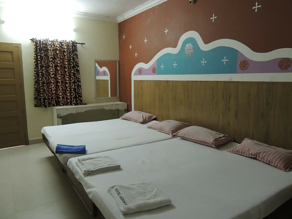 Фото Hotel Ashoka