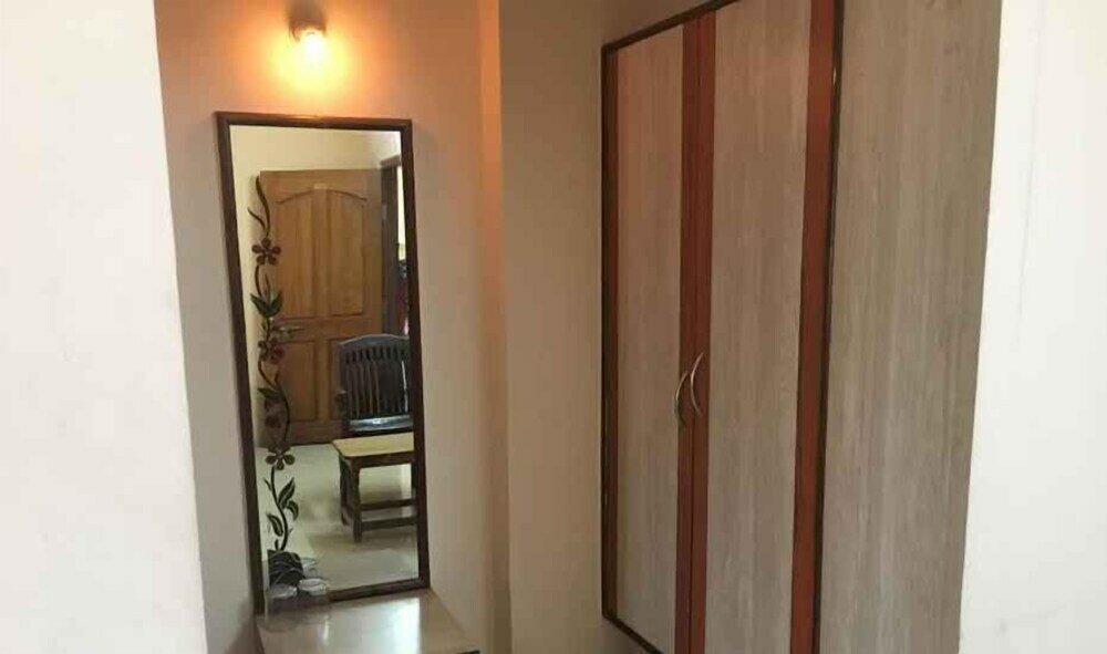 Фото Iroomz Amrutha Residency