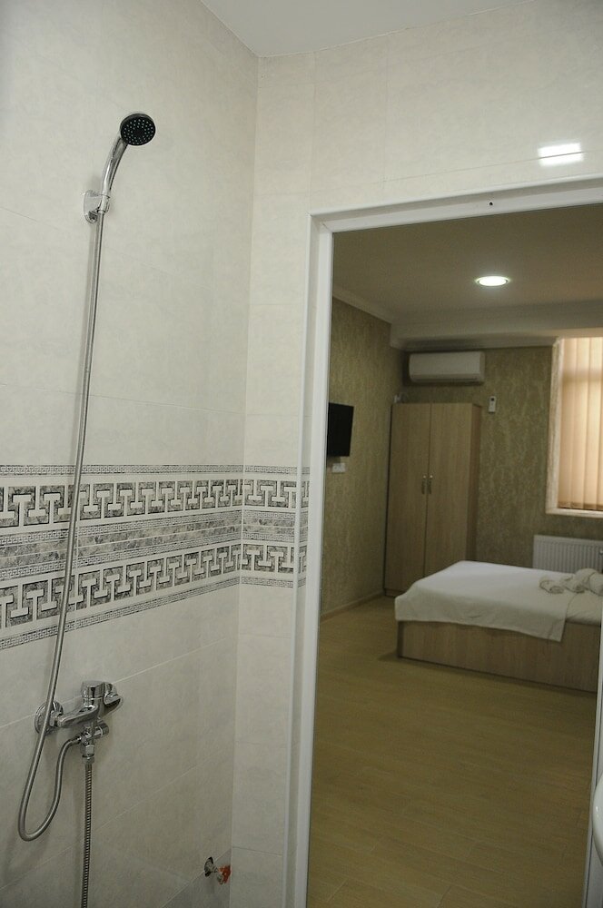 Фото Отель Pomegranate