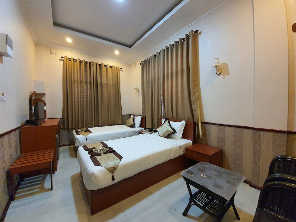 Фото Shwe Pe Ti Hotel