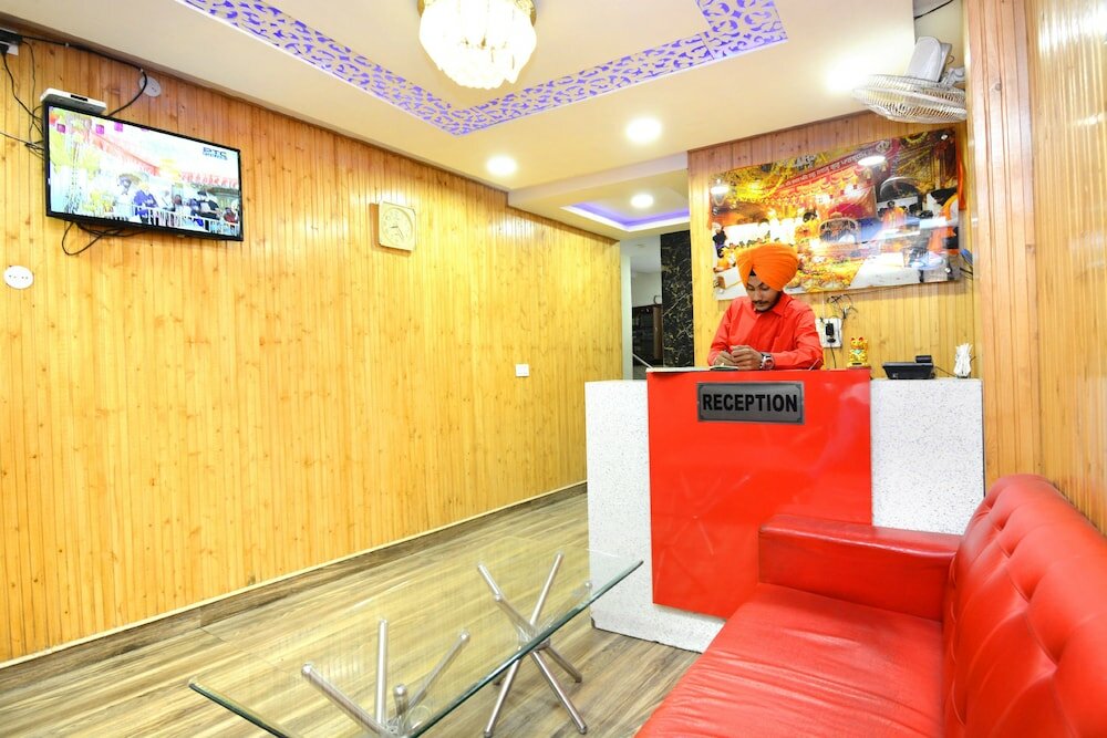 Фото Oyo 40504 Hotel Avtar Residency