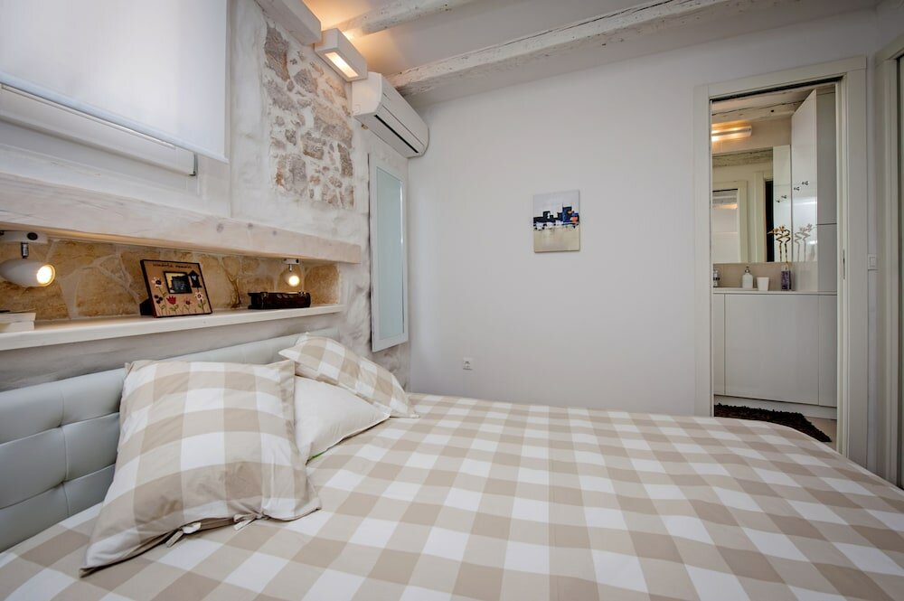 Фото Pisinium Studios