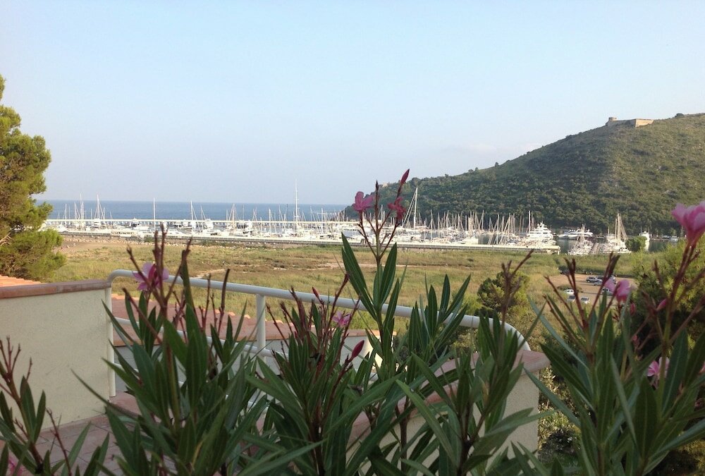 Фото Hotel Villa Portuso