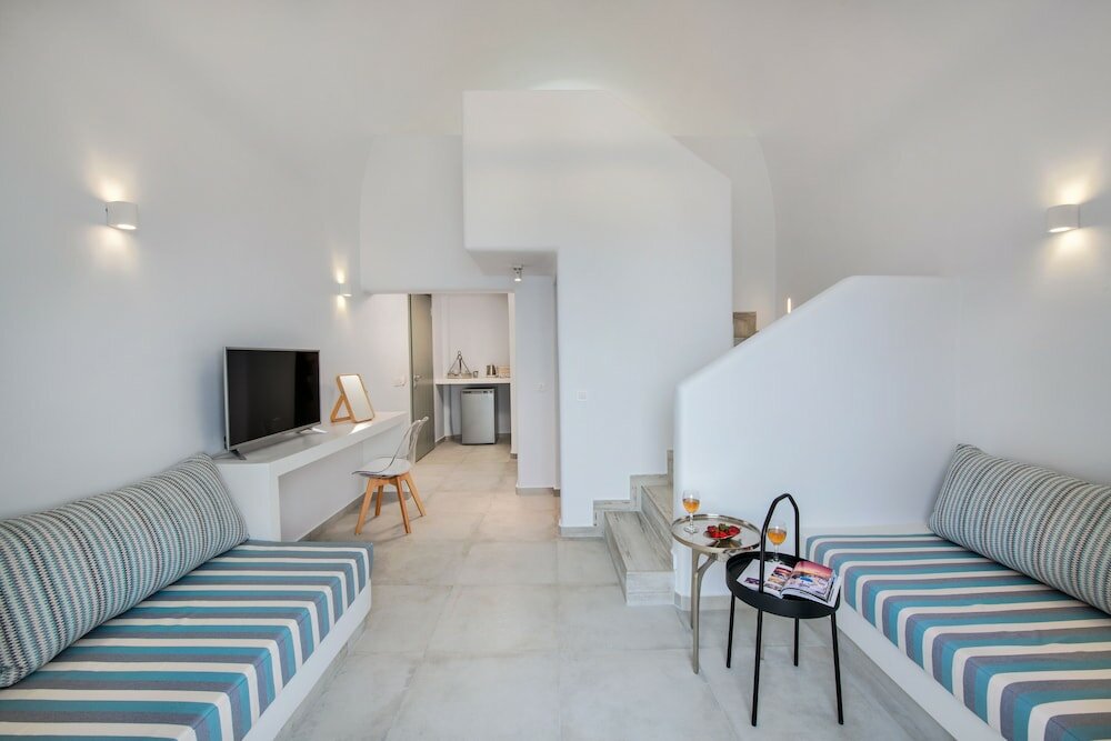 Фото Seven Suites