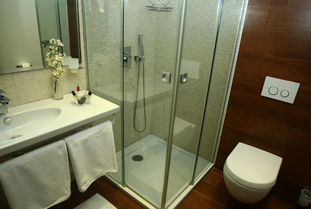 Фото Sky View Luxury Apartments