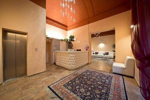 Внешний вид отеля Hotel Palazzo Renieri в Колле ди Вале д'Эльсе, фото 3