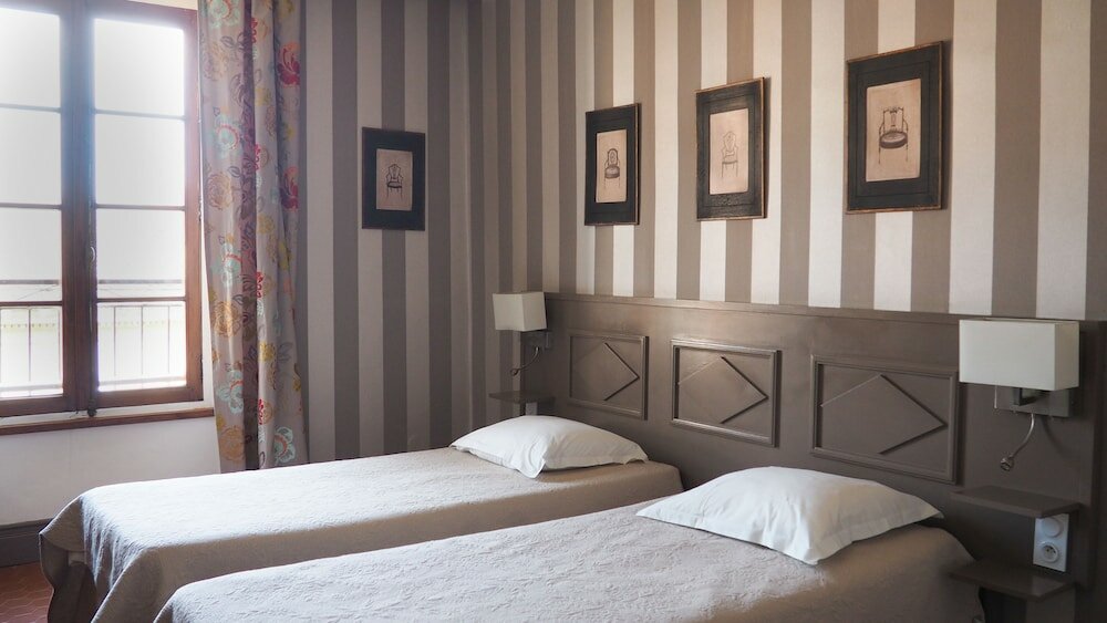 Фото Hotel Central Bastia