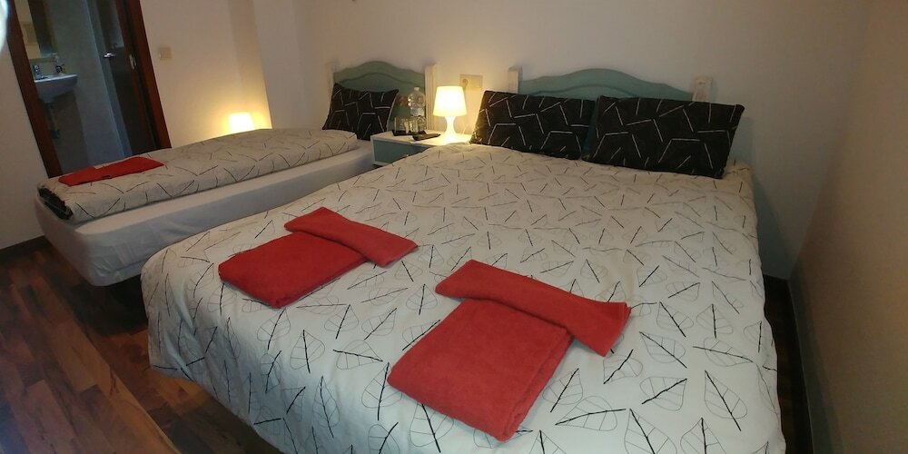 Фото Hostal La Mar