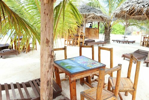 Гостиница Mocco Beach Villa на Кендве
