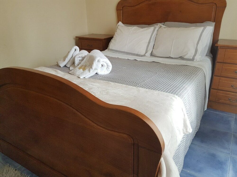 Фото Pensão Leão De Ouro