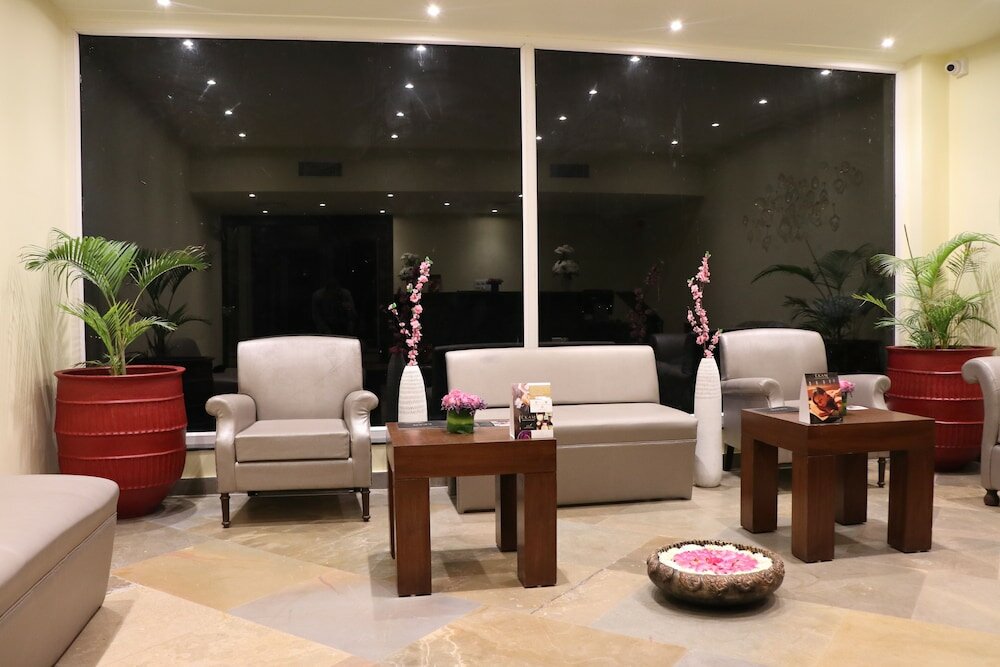 Фото JuSTa Sajjangarh Resort & SPA