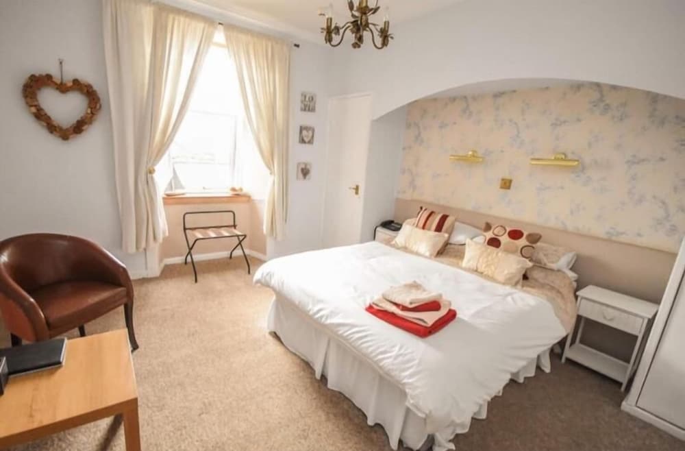 Фото Burntisland Sands Hotel