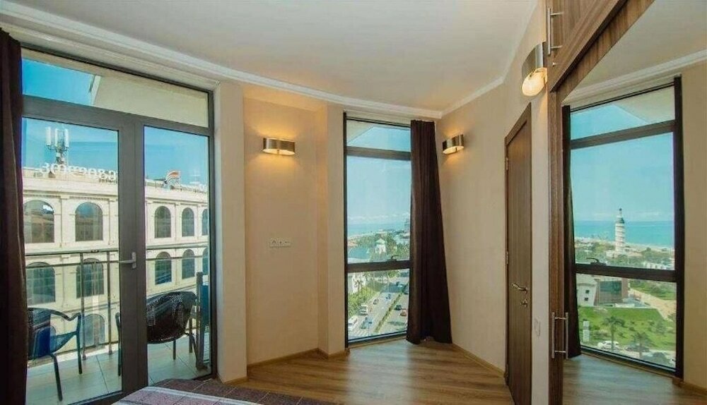 Фото Orbi Luxury Apartments