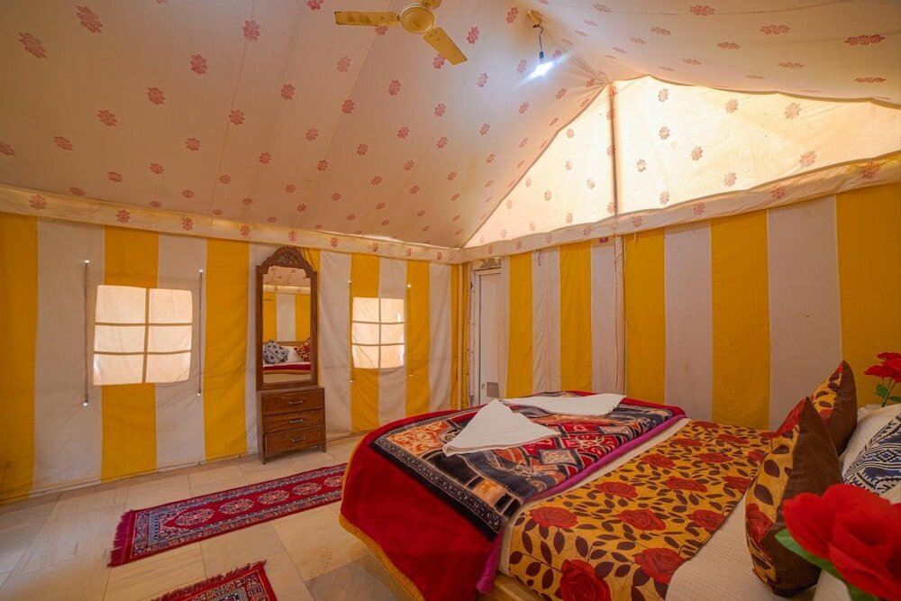 Фото Sunrise Desert Resort