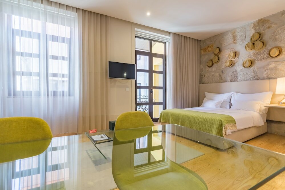 Фото Oporto Near Apartments