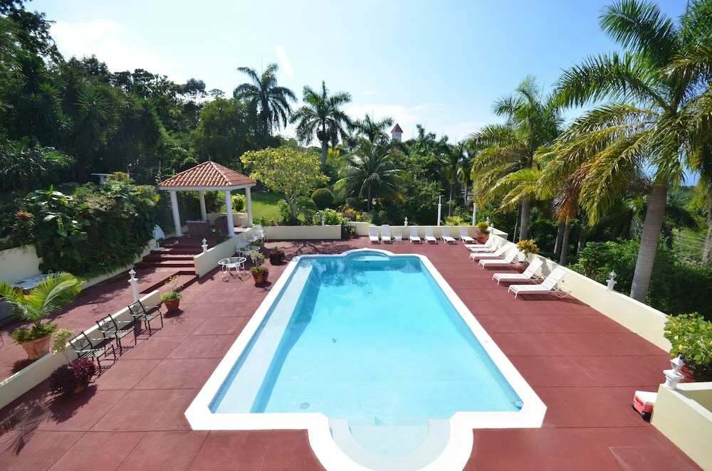 Фото Summerhill, 8br by Jamaican Treasures