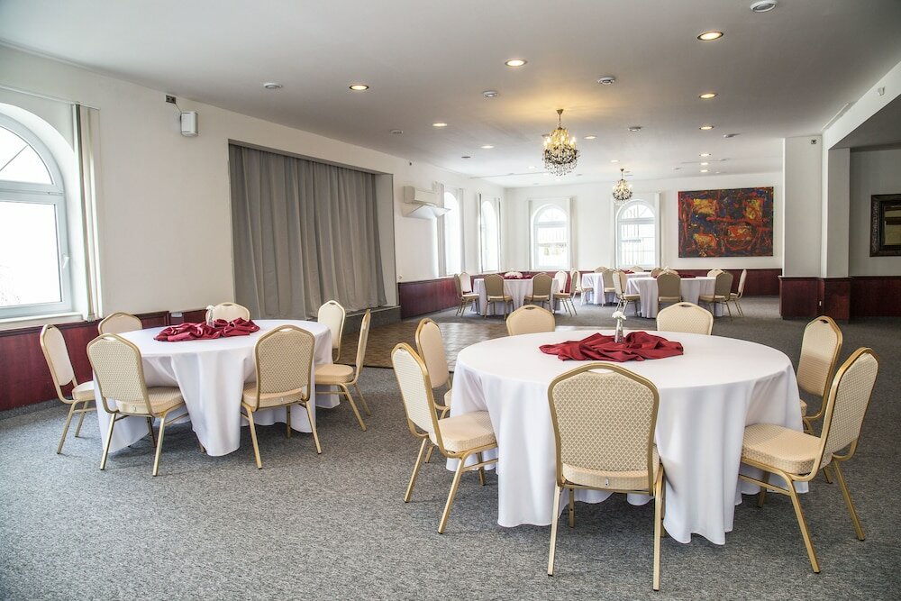 Фото Hotel Galant Lednice