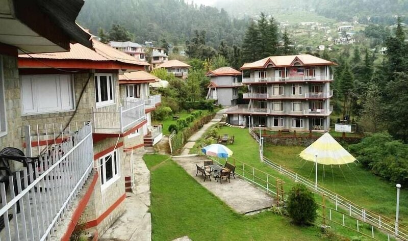 Гостиница Hotel Dev Cottage в Дхарамсале