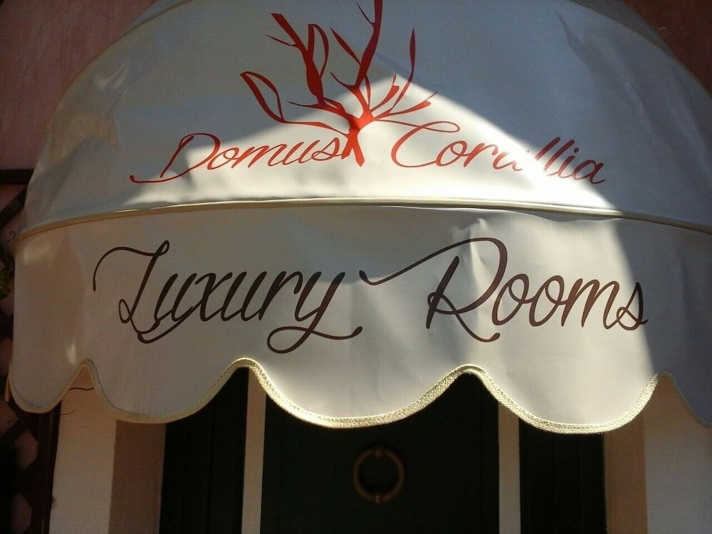 Фото Domus Corallia Luxury Rooms